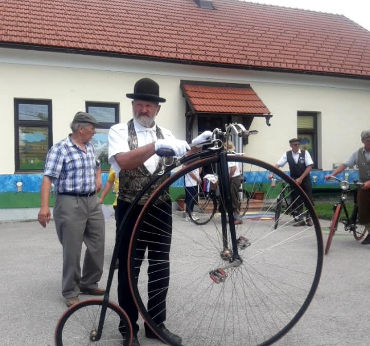 SREČANJE STARODOBNIH KOLES NA PŠ GRIBLJE