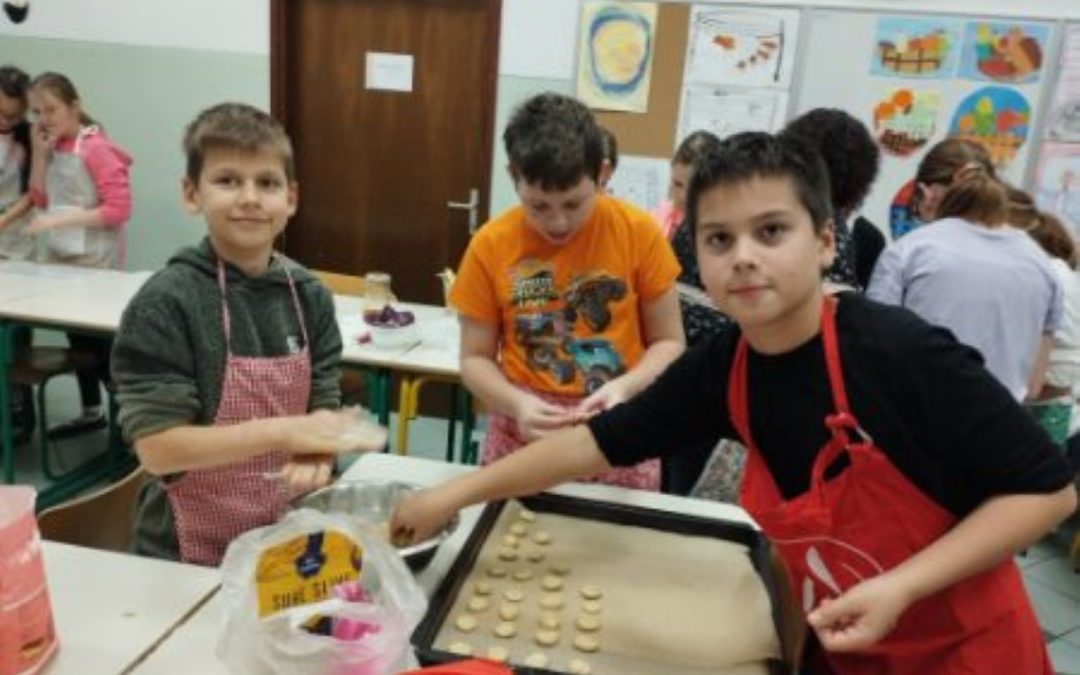 Tradicionalni slovenski zajtrk, PODRUŽNIČNA ŠOLA ADLEŠIČI