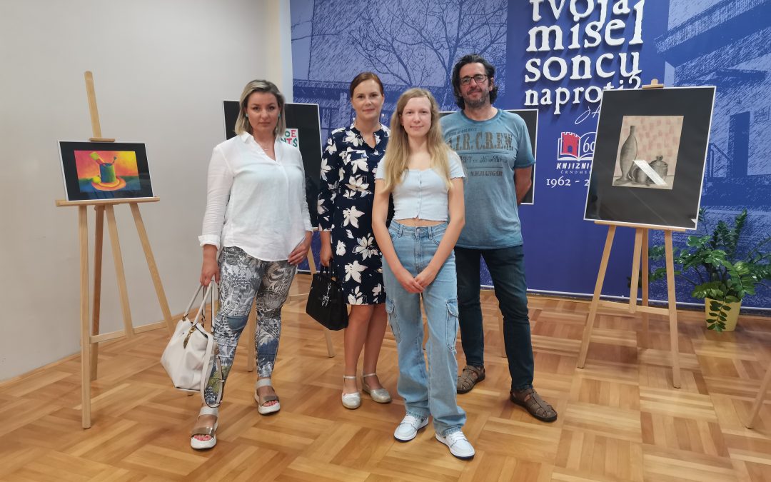 Razstava nekdanje učenke Špele Brinc