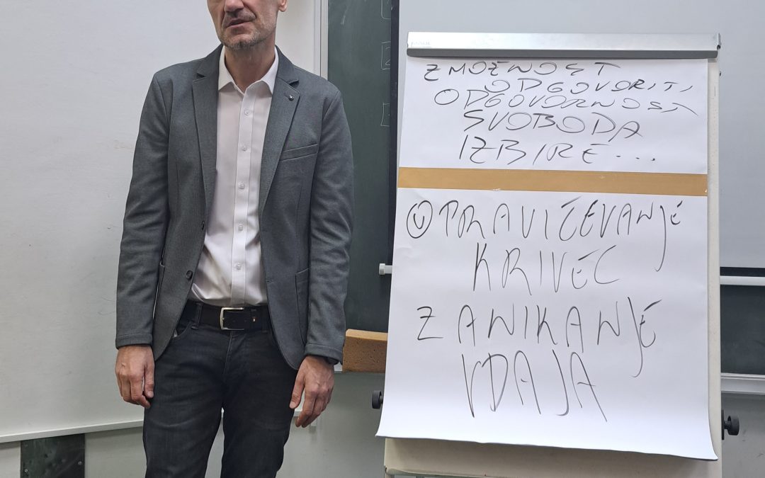 JANI PRGIĆ: TANKA ČRTA ODGOVORNOSTI