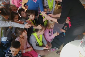 kleklanje1