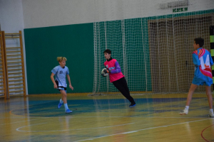 izb25