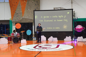 pro-G8xZPUSj